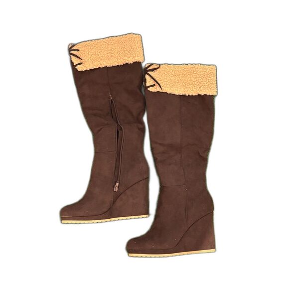 JustFab Cameron Sherpa Wedge Boots Size 7.5 Coffee Tan - Picture 4 of 5